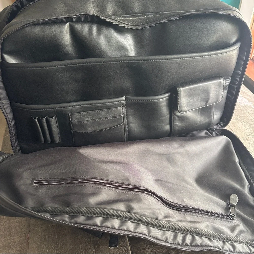 Brookstone Black Genuine‎ Soft Leather Carryon Weekender Roomy Briefcase